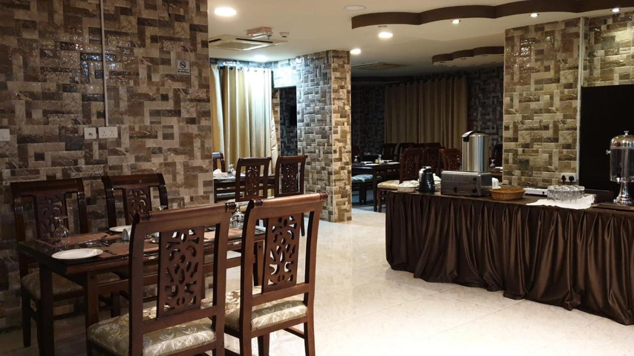 Muscat Horizon Hotel スィーブ エクステリア 写真